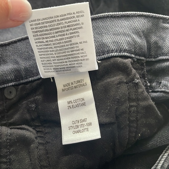 CITIZENS OF HUMANITY Charlotte Hi-Rise Straight Distressed 29 - Picture 12 of 12